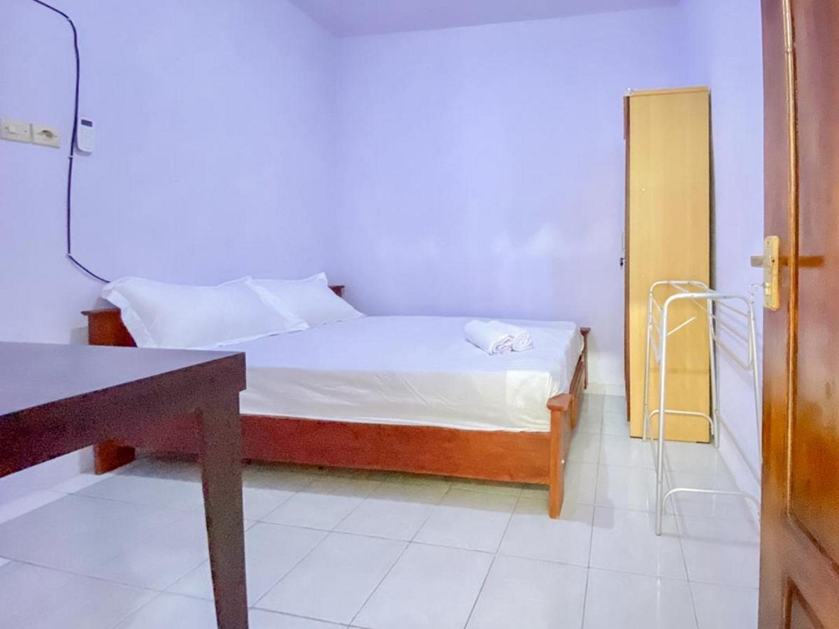 Griya Asri Syariah Mitra Reddoorz Hotel Rogojampi Luaran gambar